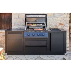 Outdoorküche Napoleon OASIS Compact 105 Mit BIG32-1 Und Einbau Sizzle Zone, Mattschwarz 19 Outdoorküche Napoleon OASIS Compact 105 Mit BIG32-1 Und Einbau Sizzle Zone, Mattschwarz -Geschäft Für Campingausrüstung napoleon oasis compact 105 outdoor kitchen big32 safety glow drehregler muelleimerschrank wave edelstahlroste 1000 6 28162