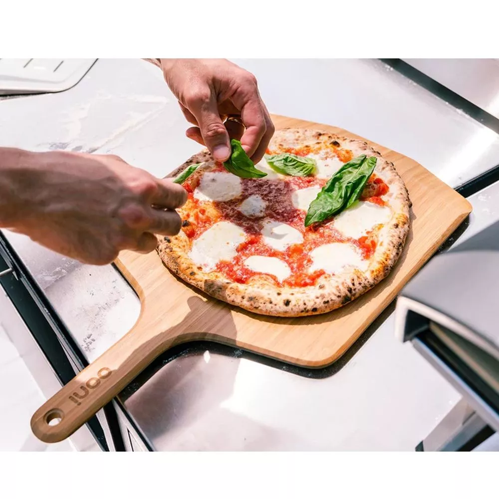Ooni 14 Bambus-Pizzaschieber Und Pizzabrett 5 Ooni 14 Bambus-Pizzaschieber Und Pizzabrett – Bild 5
