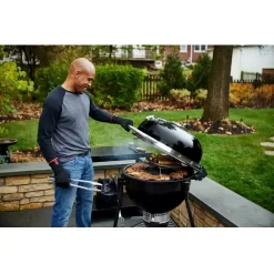 Holzkohlegrill Weber Summit Kamado E6 | Ausstellungsstück -Geschäft Für Campingausrüstung weber kamadogrill summit kamado e6 smokergrill schwarzer holzkohlegrill 1000 13 27737